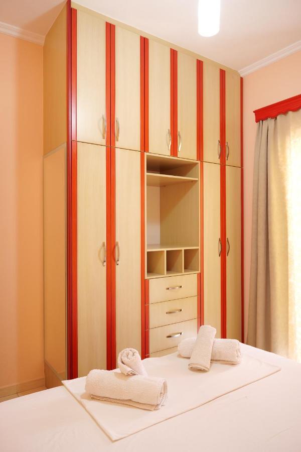 Miracle Apartments Saranda エクステリア 写真