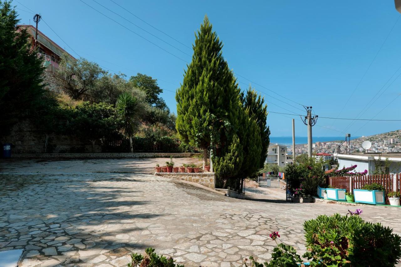 Miracle Apartments Saranda エクステリア 写真