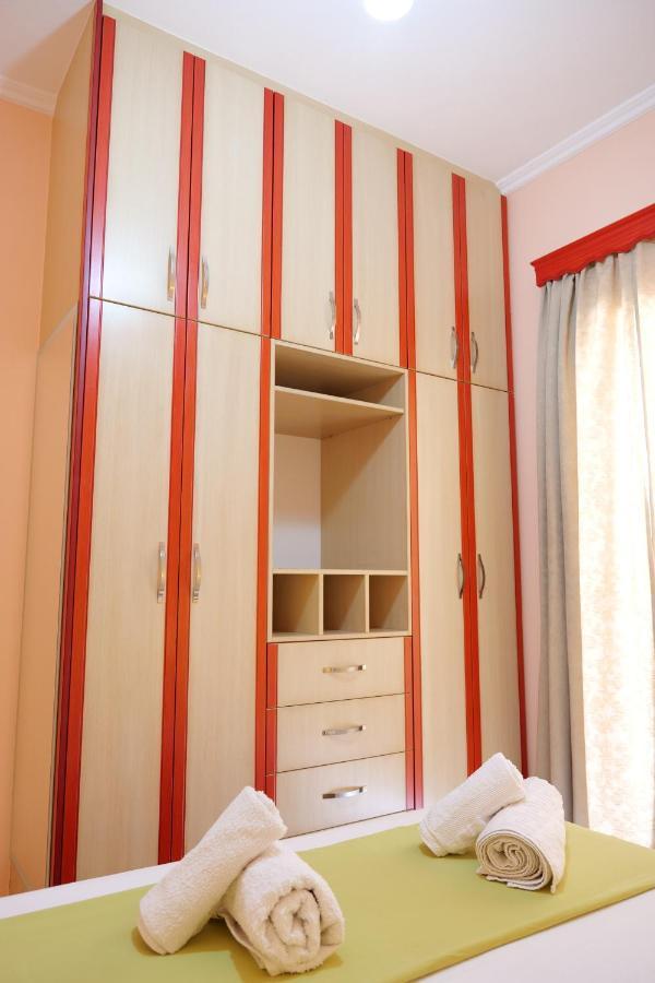 Miracle Apartments Saranda エクステリア 写真